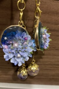 <仏花シリーズ>死贄の花束イメージストラップ